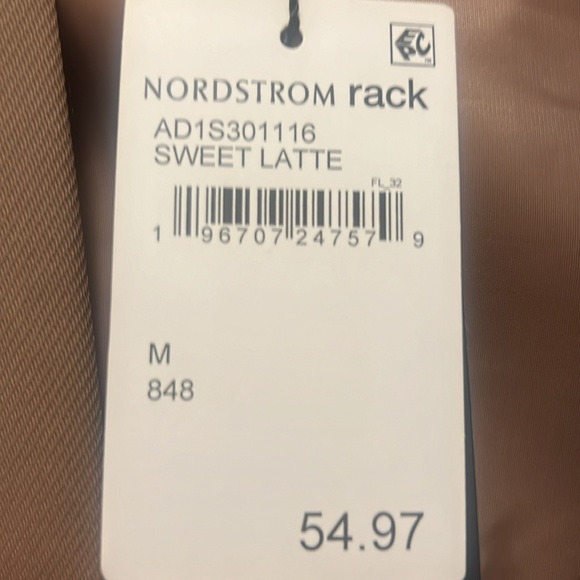 Casual Blazer. Brand new, never worn. Perfect for spring and summer - Picture 4 of 4